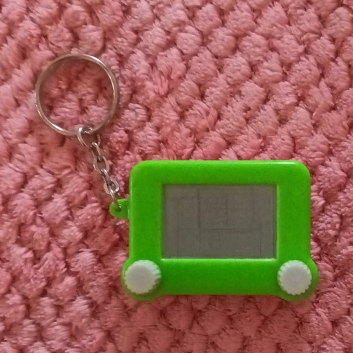 Mini etch sketch keyring - sketch,