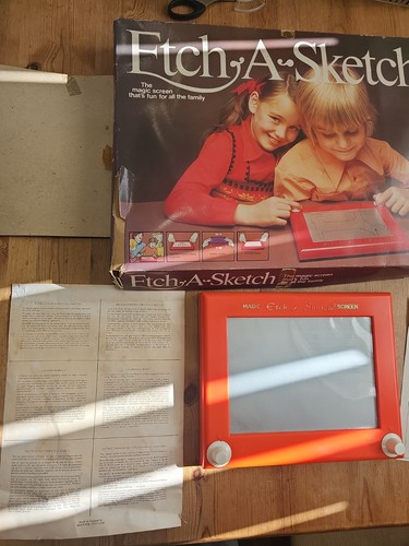 Vintage etch sketch - in, box