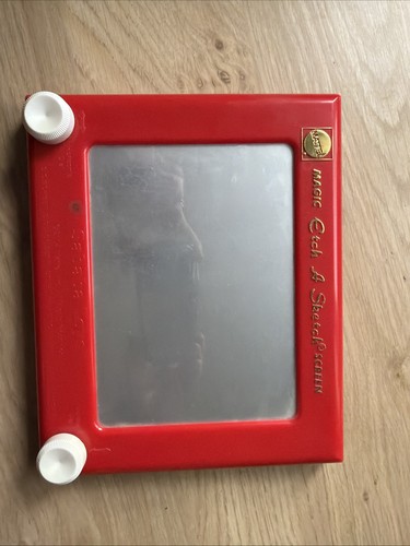 Etch sketch classic red - a,